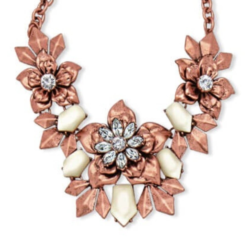 Bold and playful Necklace